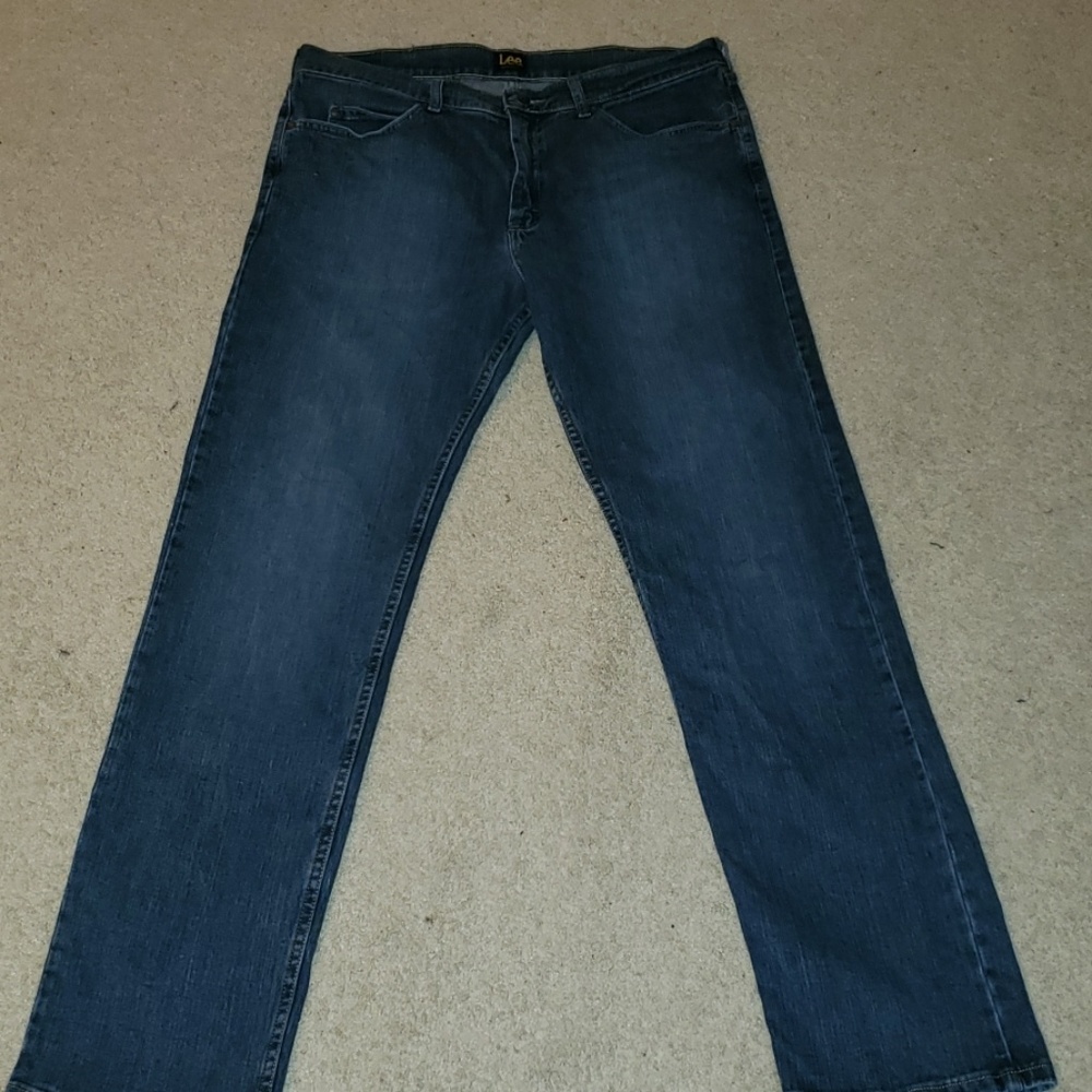 Regular Fit/ 34 Inch Length